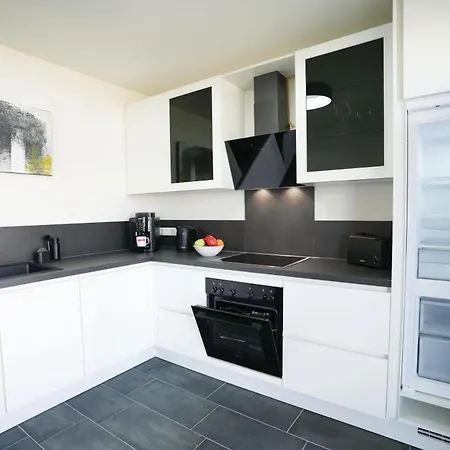 Hygge Flow- Fuer Bis Zu 4 Personen Mit Whirlpool Und Sauna - Haustiere Herzlich Willkommen, Garten Umzaeunt *