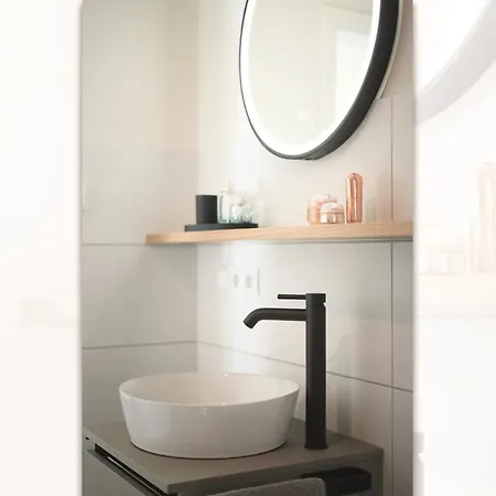 Hygge Flow- Fuer Bis Zu 4 Personen Mit Whirlpool Und Sauna - Haustiere Herzlich Willkommen, Garten Umzaeunt *