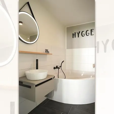 Hygge Flow- Fuer Bis Zu 4 Personen Mit Whirlpool Und Sauna - Haustiere Herzlich Willkommen, Garten Umzaeunt Apartament *